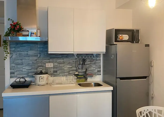 Apartment Condotel Azure Beachview